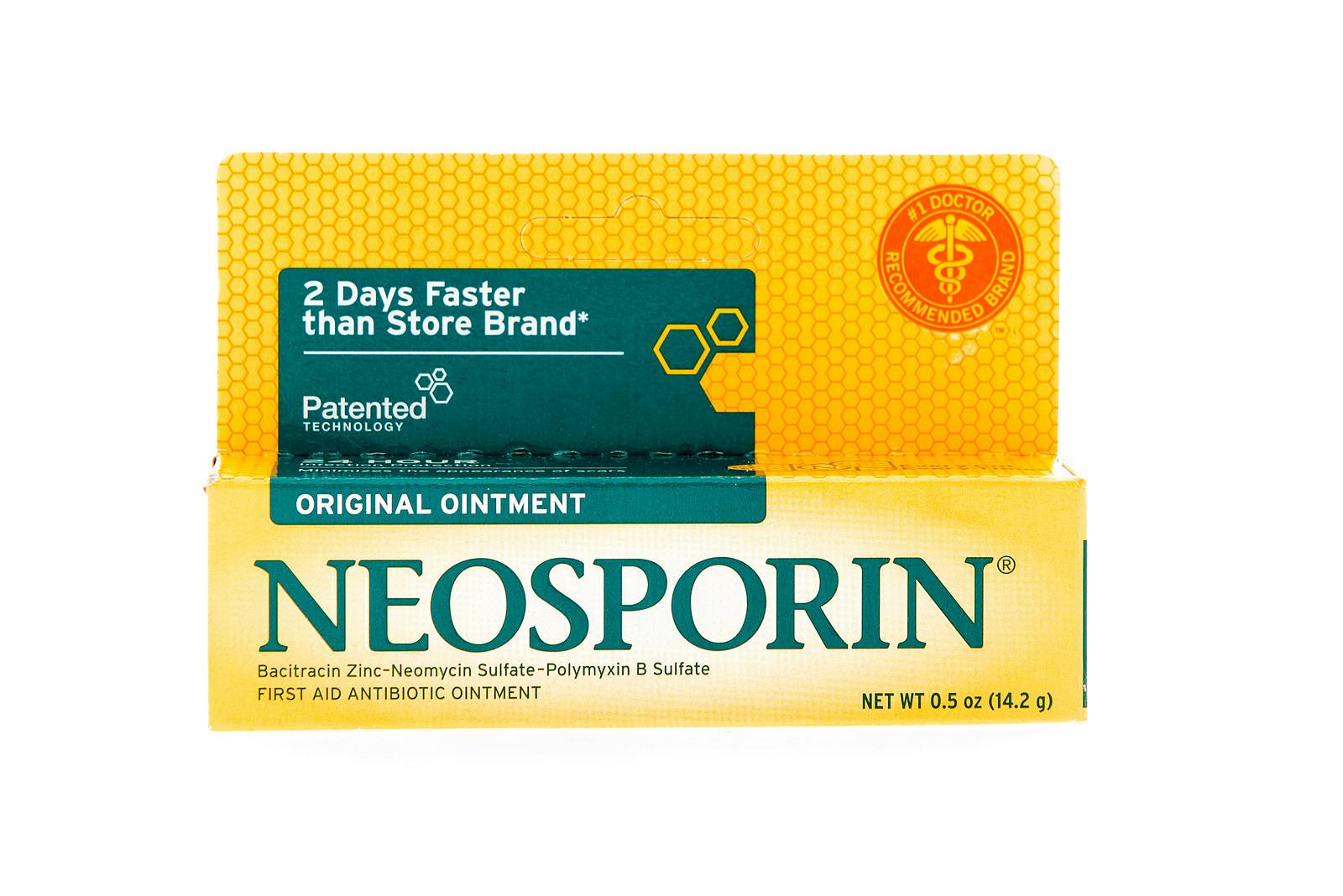 could-toenail-fungus-be-bacterial-infection-neosporin-cure-the