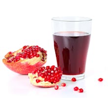 pomegranate juice and pomegranate seeds
